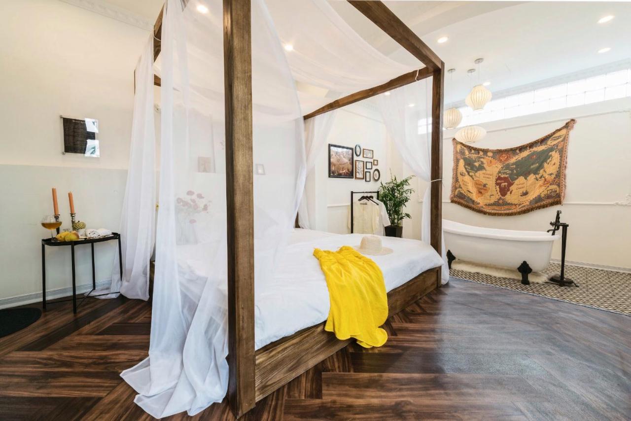 Chloe & Leo Boutique Homestay Ханой Екстер'єр фото