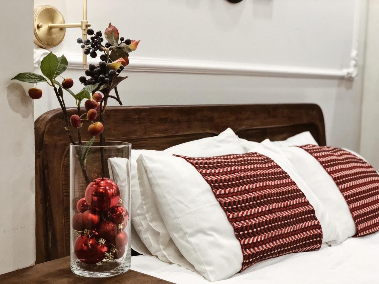 Chloe & Leo Boutique Homestay Ханой Екстер'єр фото