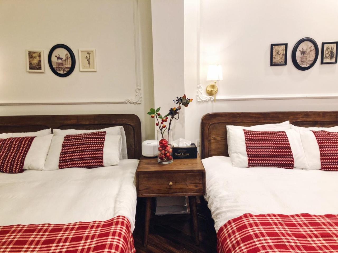 Chloe & Leo Boutique Homestay Ханой Екстер'єр фото